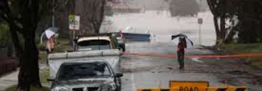 بادهای مخرب در غرب و شرق استرالیا